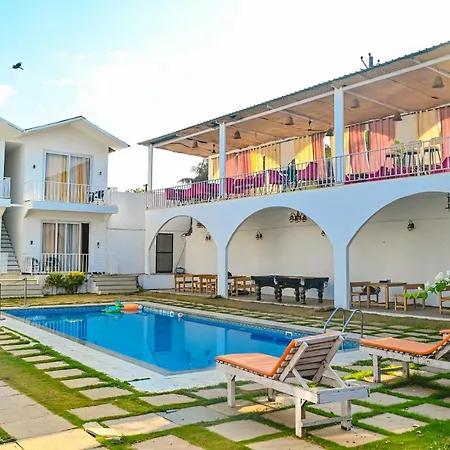 Sunbliss By The Sea Hotel